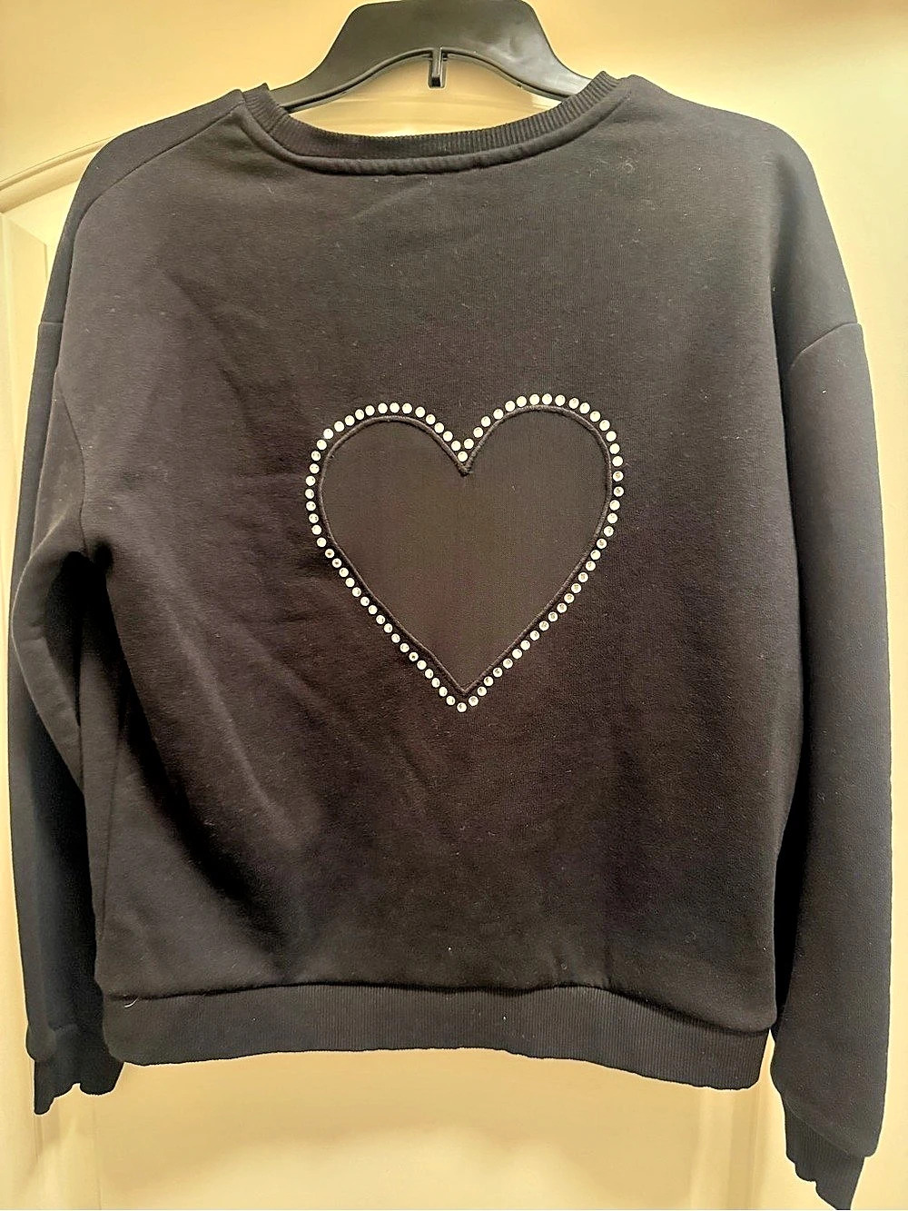 Francesca's Embellished Back Heart Sweatshirt Black Small